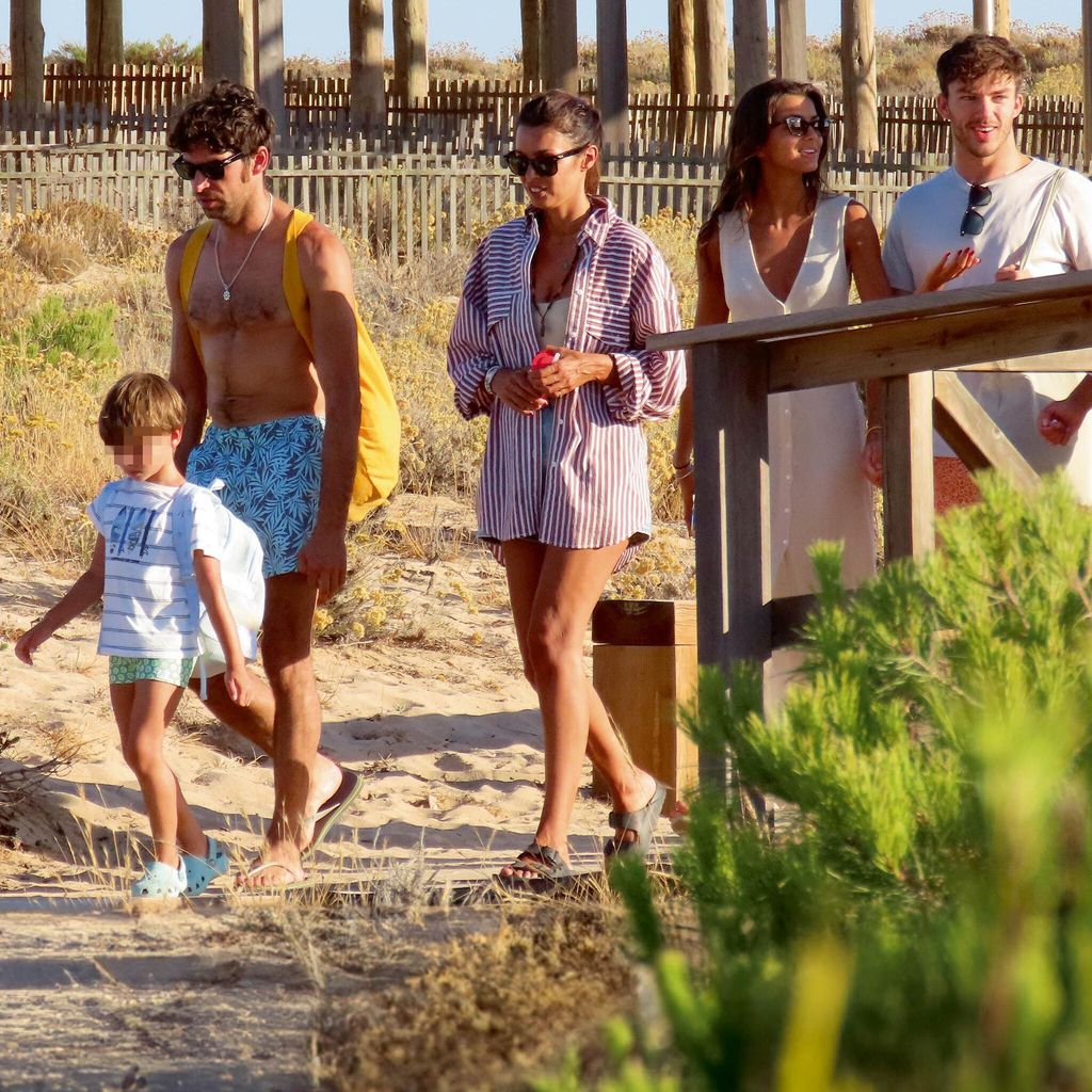 HOLA4125 CAYETANO Y MARÍA, VACACIONES EN FAMILIA EN PORTUGAL