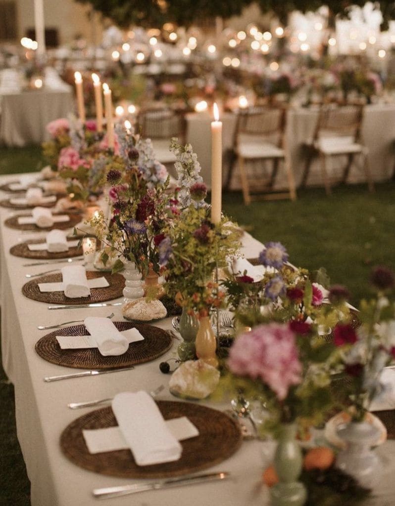 Errores en la decoración de bodas manteles ratán yute