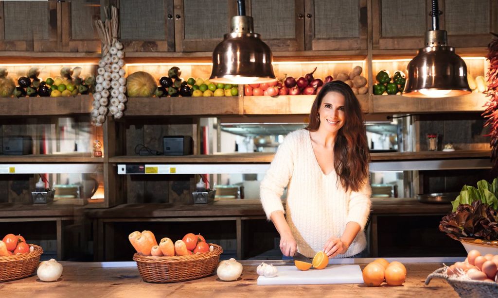 Nuria Fergó en la cocina de su nueva casa en Madrid.