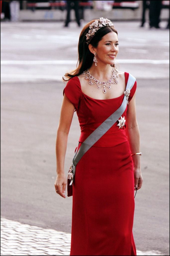 Mary de Dinamarca el día antes de su boda con la tiara de rubíes