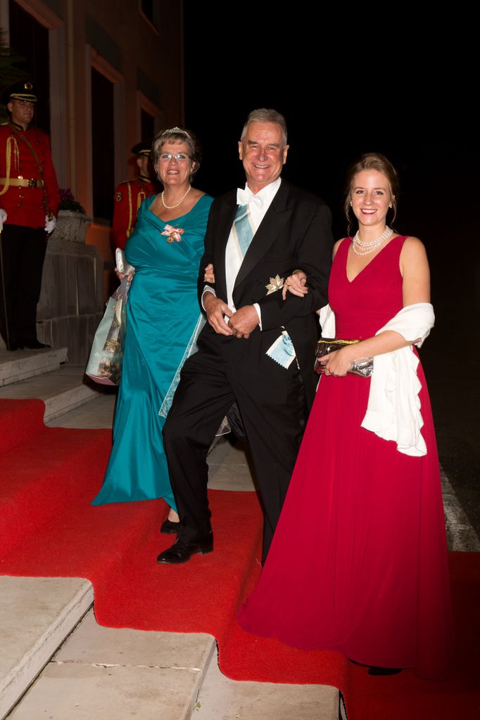 La princesa Leopoldine de Liechtenstein con sus padres, Gundakar y Marie de Liechenstein