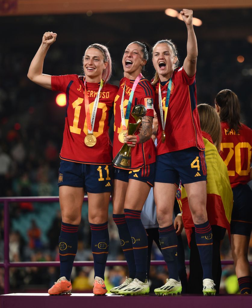 Alexia Putellas, Jennifer Hermoso y Irene Paredes celebrando su titulo de campeonas del Mundo en Australia el pasado mes de agosto 