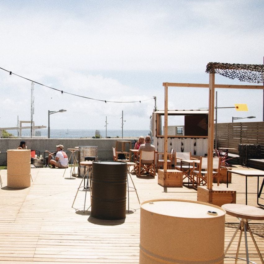 Espacio al aire libre del Bus Terraza Barcelona.