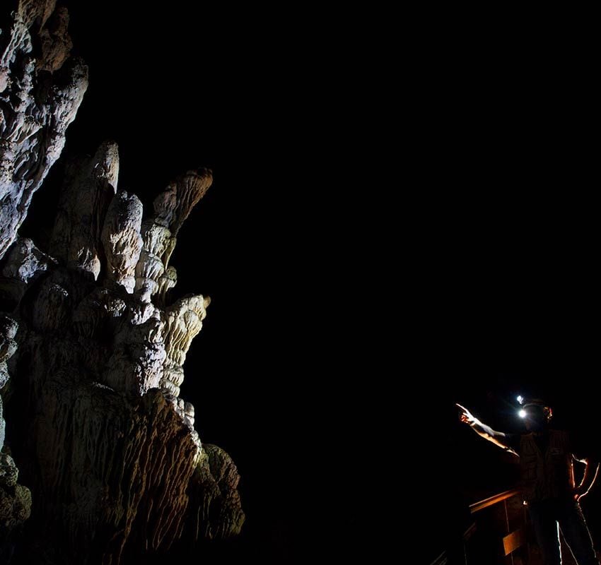 Visita nocturna a la cueva de Nerja, Málaga