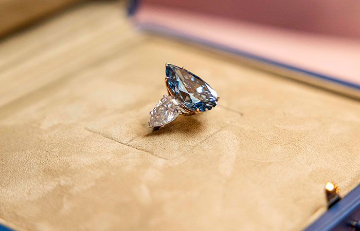 Diamante Bleu Royal