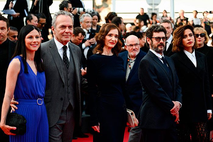 Helena Miguel, José Coronado, Ana Torrent, Manolo Solo y María León presentan en Cannes 'Cerrar los ojos'