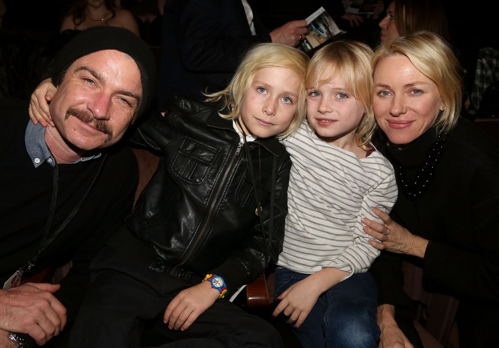 Liev Schreiber, Alexander Pete Schreiber, Samuel Kai Schreiber y Naomi Watts