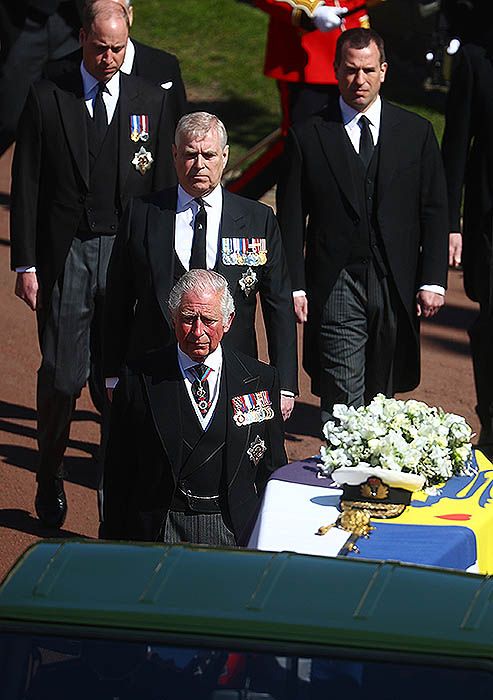 príncipe andrés en el funeral