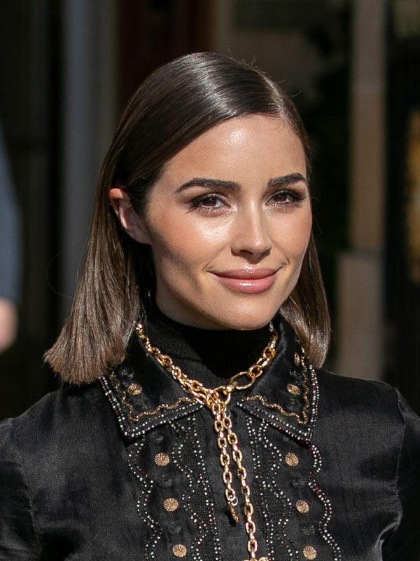 Olivia Culpo pelo liso