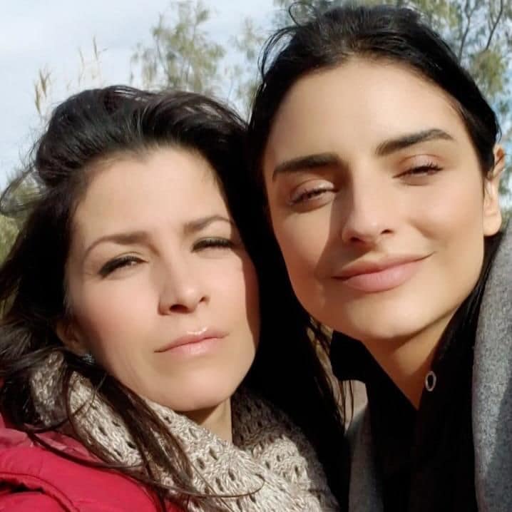 Aislinn Derbez y Alessandra Rosaldo