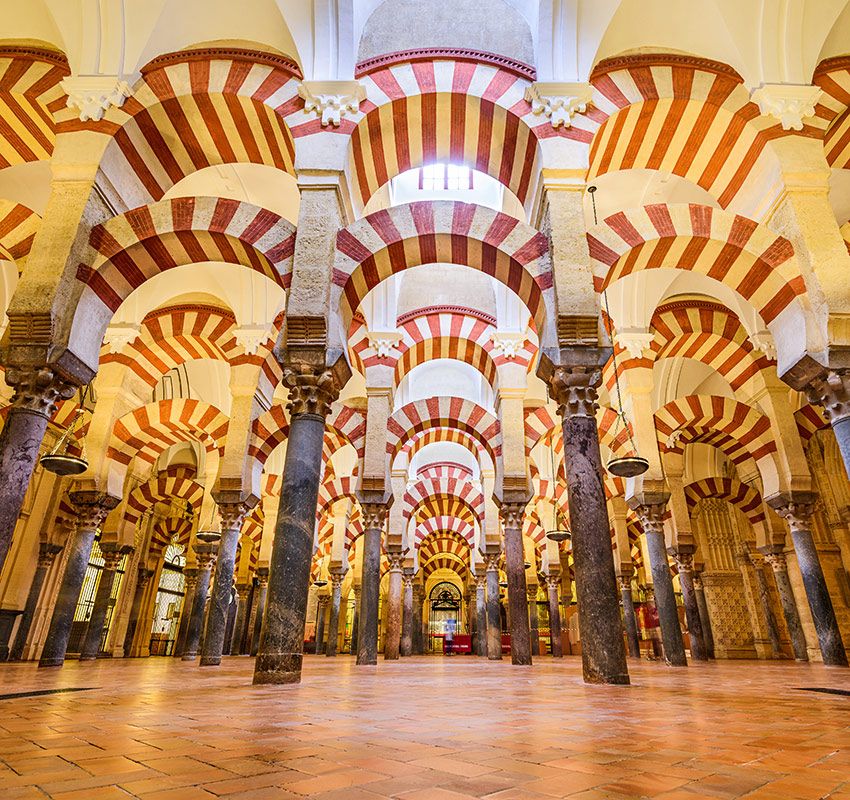 09 mezquita cordoba adobestock84676860