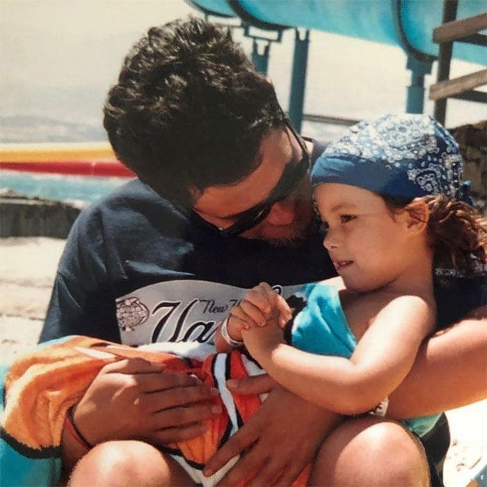 Alejandro Sanz con su hija Manuela