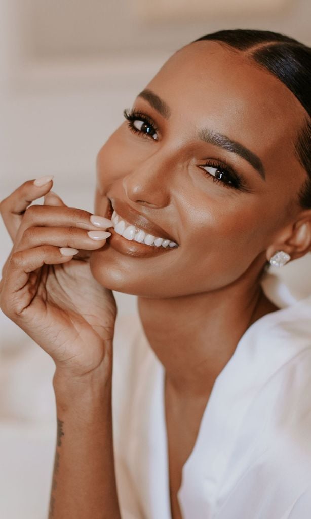 jasmine tookes hola plus