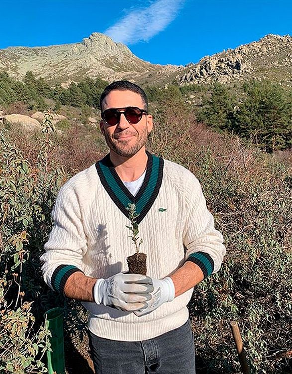 Miguel Ángel Silvestre en la montaña