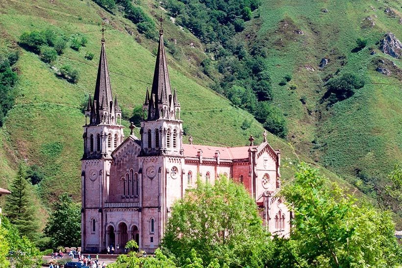 Basilica Covadonga_Picos de Europa