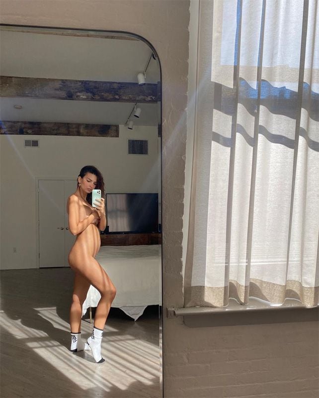 em rata pose