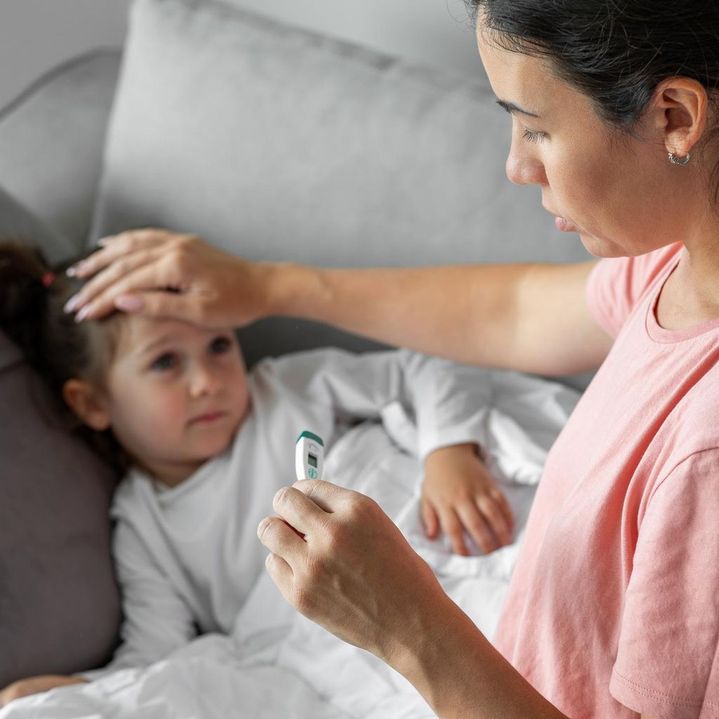 Niña con fiebre