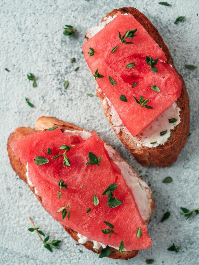 tostadas sandia queso crema