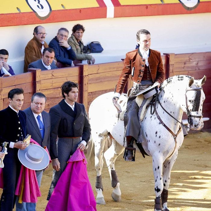 Cayetano Rivera con otros toreros