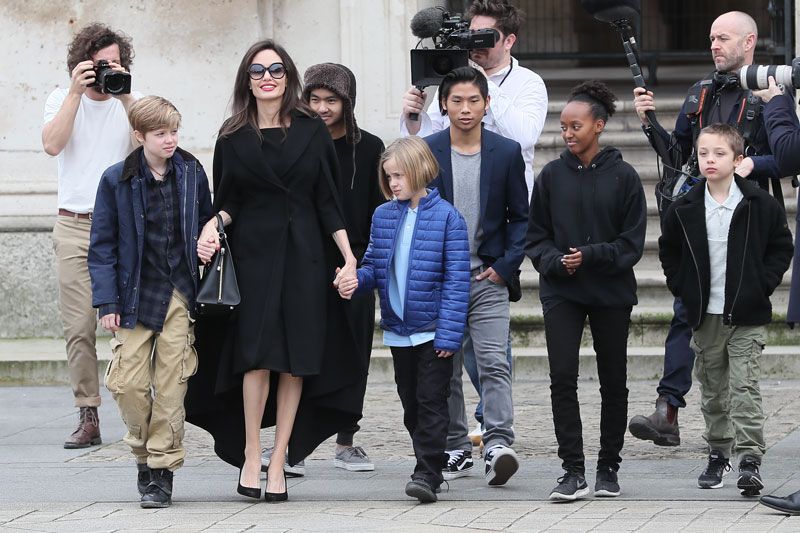 Angelina Jolie y sus hijos