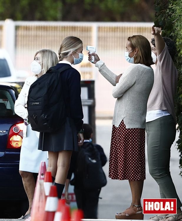 La princesa Leonor en su llegada al colegio