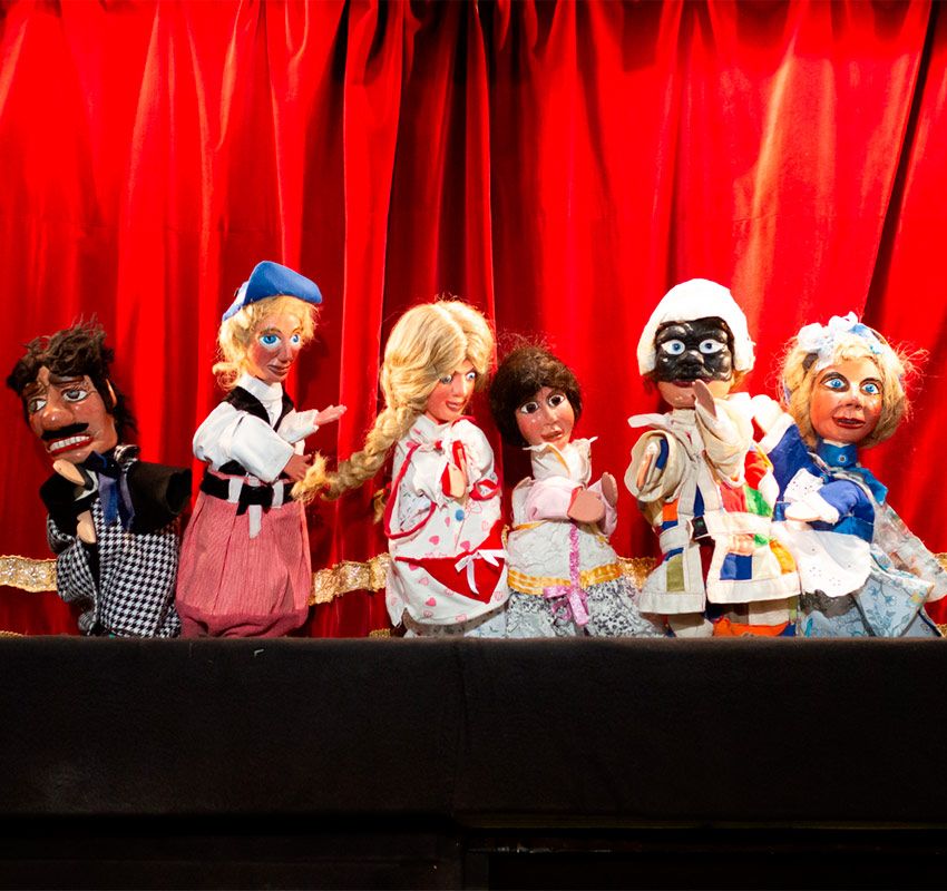 8 las aventuras de las marionetas en el teatro san carlino de villa borghese en roma   imagen copyright y cortesia teatro san carlino  png
