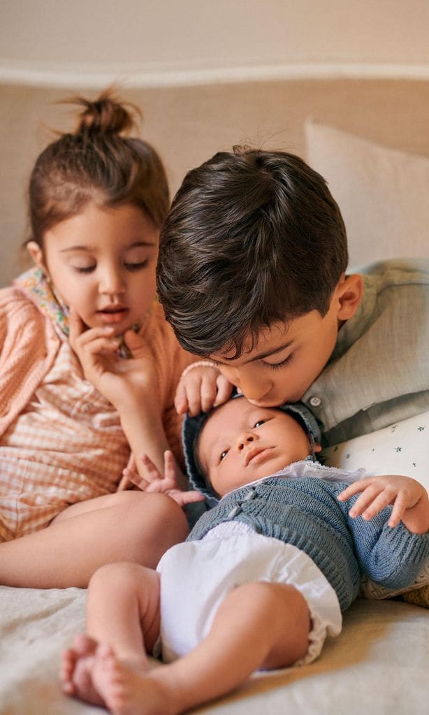 HOLA 4107. Hijos de María García de Jaime y Tomás Páramo.