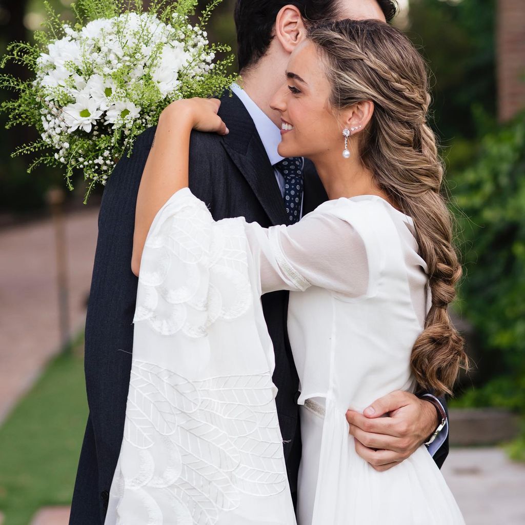 Trenza con volumen para novias 