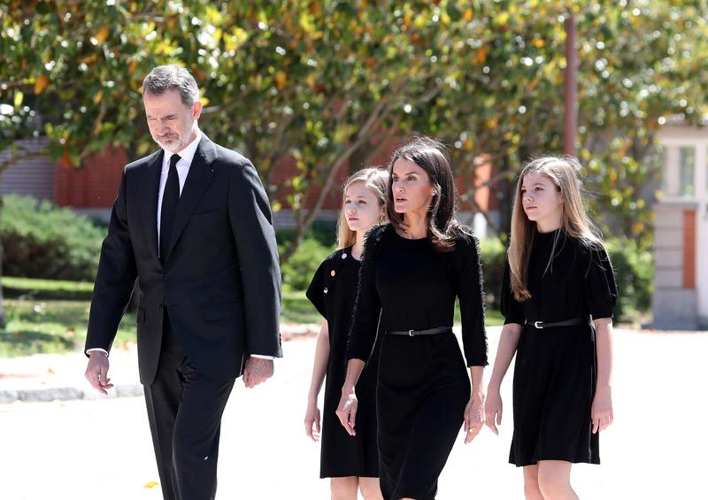 Rey Felipe, reina Letizia, princesa Leonor e infanta Sofía