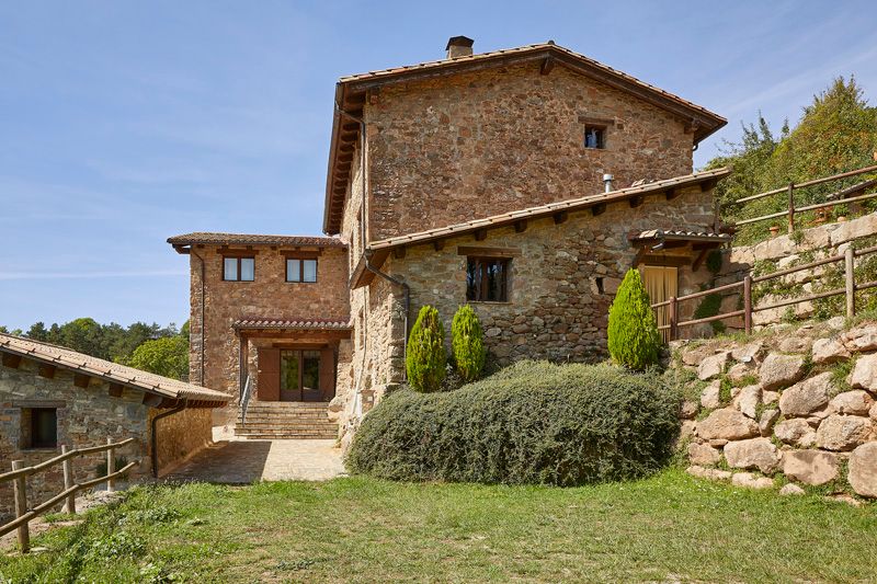 masia centenaria girona rustico actualizado hola decoracion 01