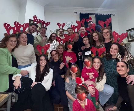 Eva González celebrando la Navidad junto a su familia