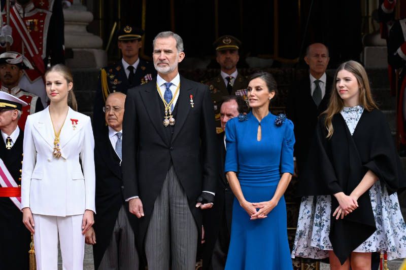 Princesa Leonor con las medallas del Congreso y el Senado