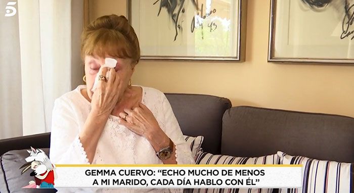 Gemma Cuervo llora