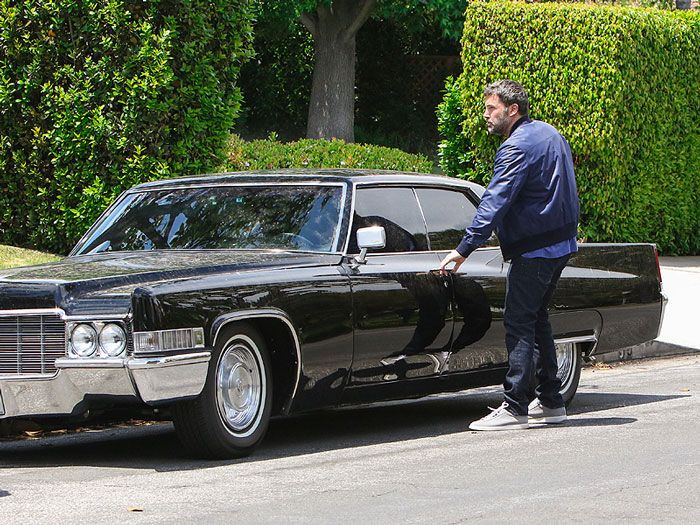 Ben Affleck con un coche 