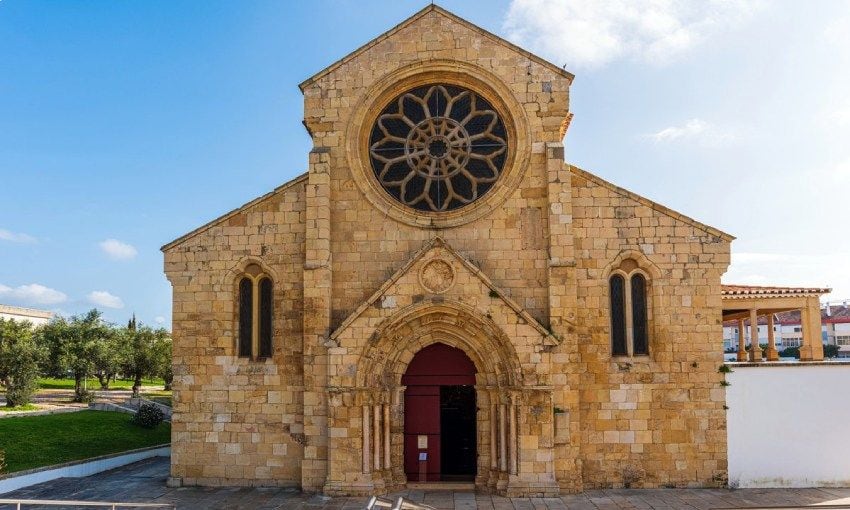 Iglesia de Santa Maria do Olival en Tomar, Portugal