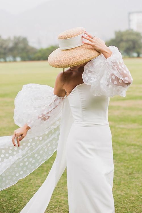 Novia con sombrero