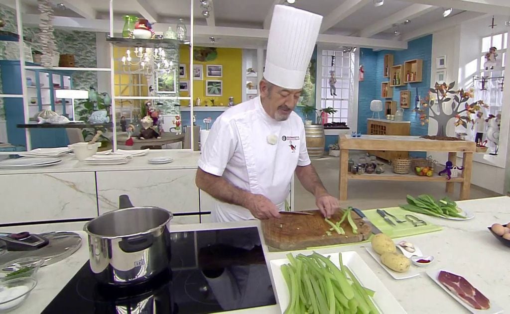 En el programa de Arguiñano lo que se cocina, se lo come después todo el equipo.