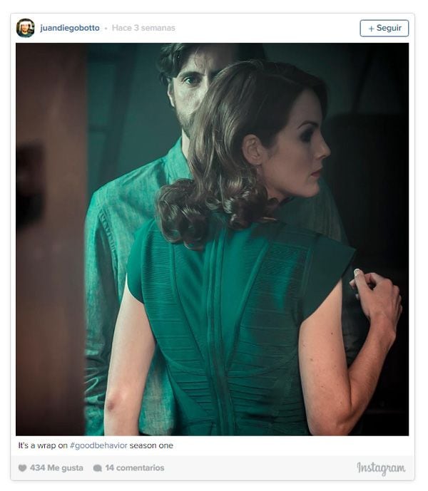 En 'Good Behavior' el actor interpreta a Javier, un asesino a sueldo que mantiene una relación peligrosamente adictiva con Letty Dobesh, personaje al que da vida Michelle Dockery
