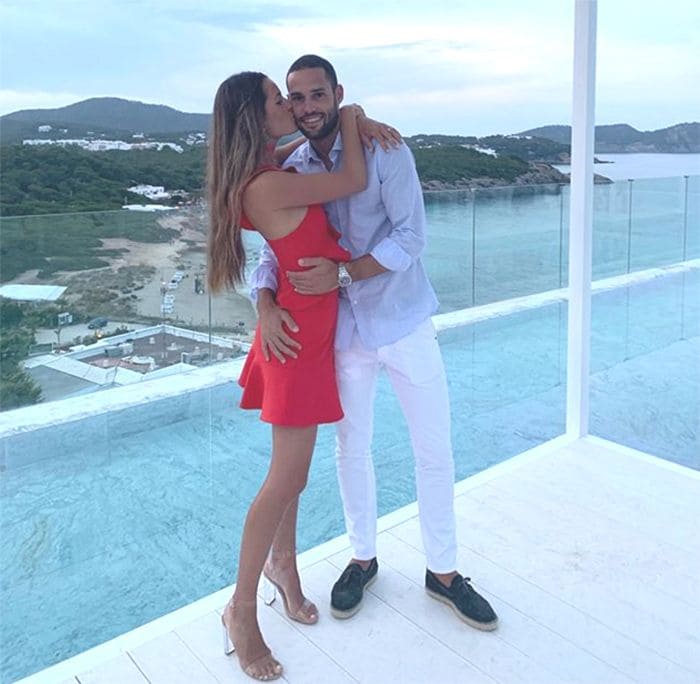 Malena Costa y Mario Suárez celebran su segundo aniversario de boda