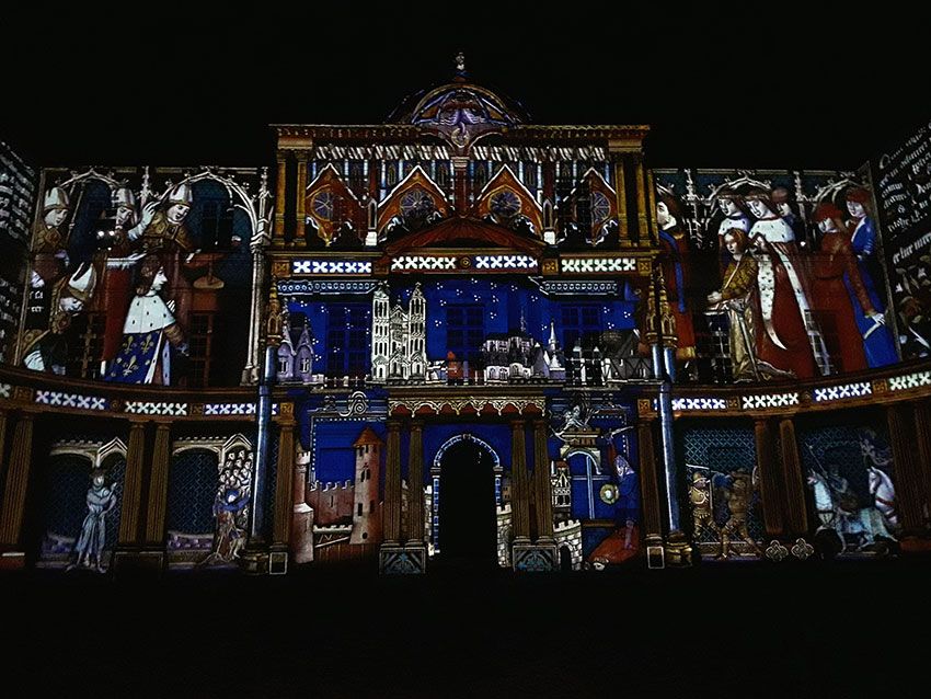 Espectaculo-de-luz-y-sonido-en-el-Castillo-Real-de-Blois