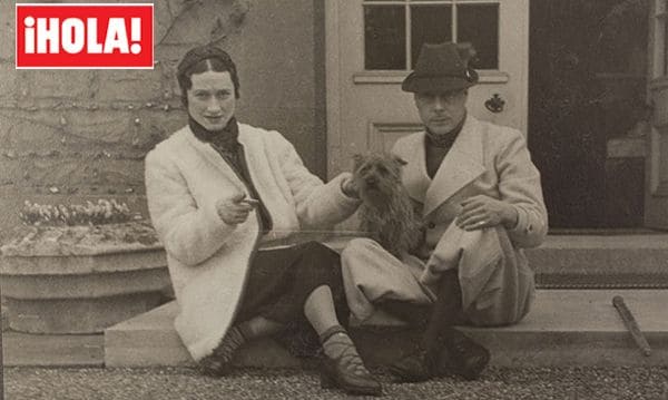 La revista ¡HOLA! trae a sus páginas los álbumes secretos de fotos que revelan cómo empezó la relación de Eduardo VIII y Wallis Simpson
