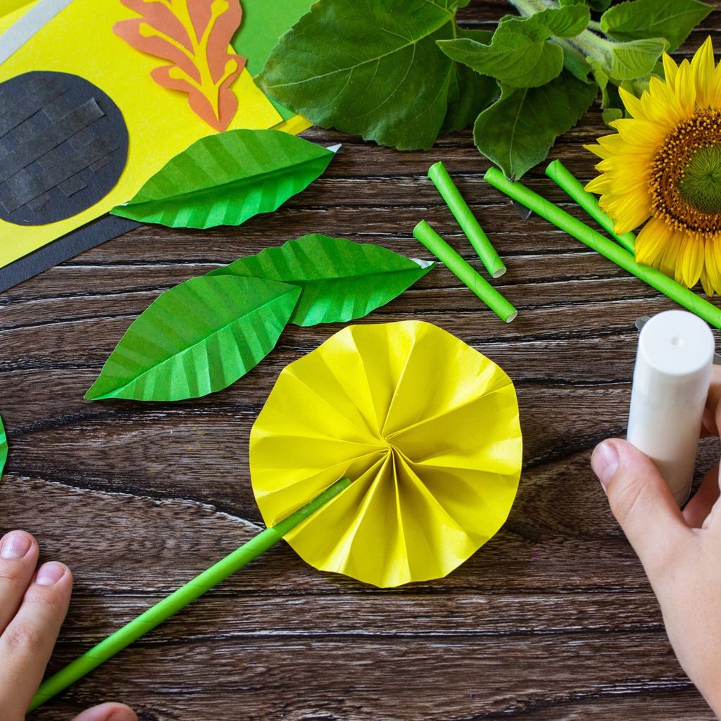 paso 7 unir todos los elementos del girasol