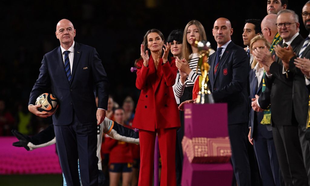fifa president gianni infantino and queen letizia of spain look on during the trophy ceremony after the fifa women 39 s world cup australia