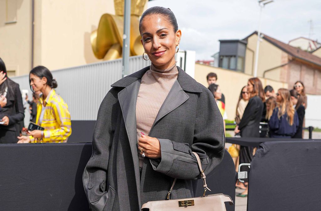 HIBA ABOK AISTE AL DESFILE DE FENDI EN MILAN