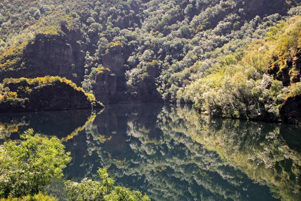 a_Embalse de Piarreja