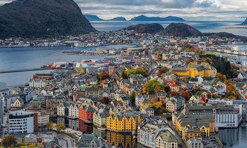 destinos para viajar con tu mascotas noruega