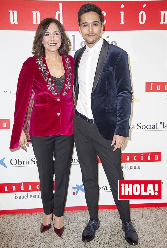 Isabel Gemio y su hijo