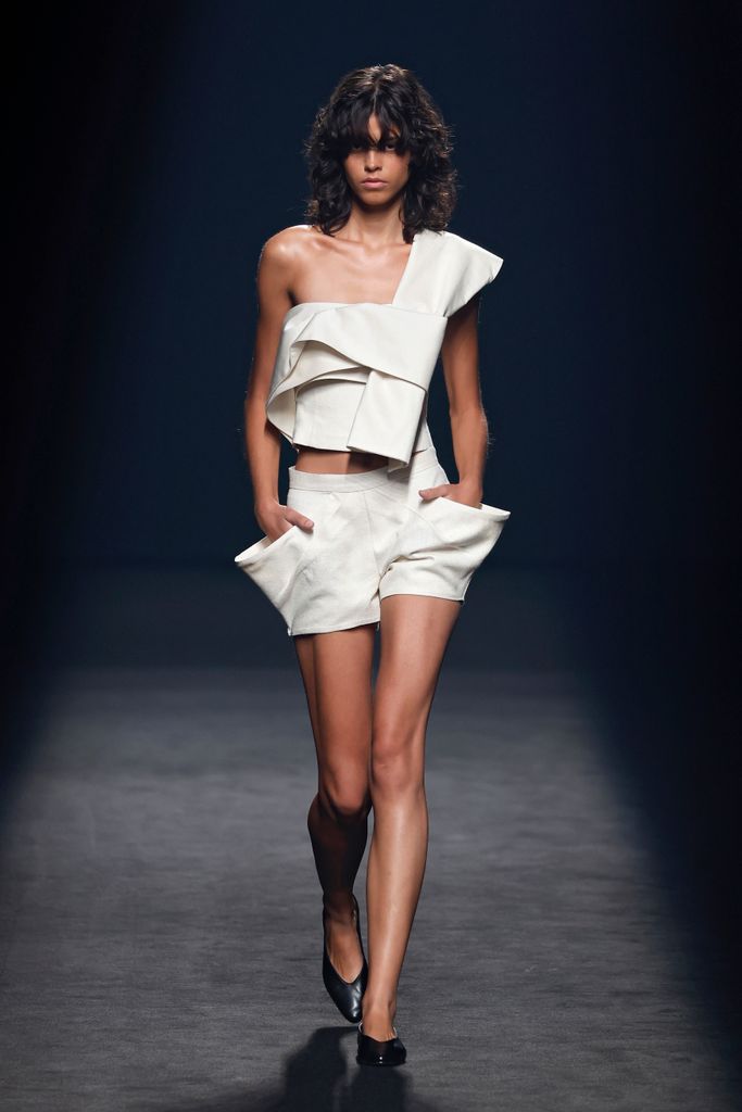 Mercedes-Benz Fashion Week: Ángel Schlesser Primavera/Verano 2025