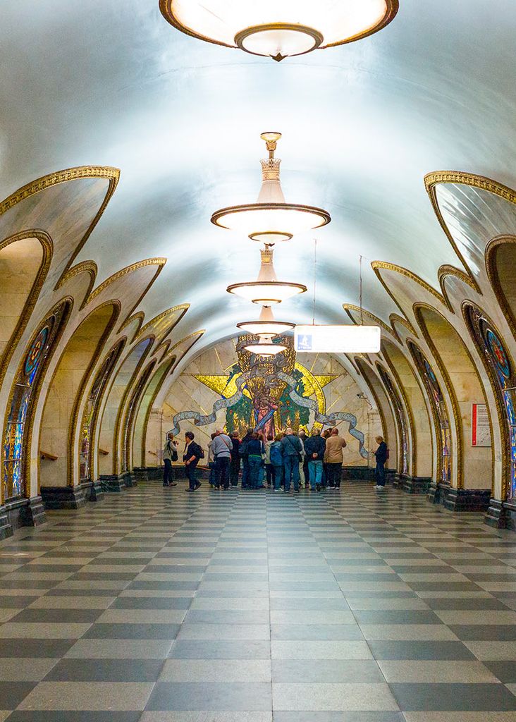 Interior del metro de moscú