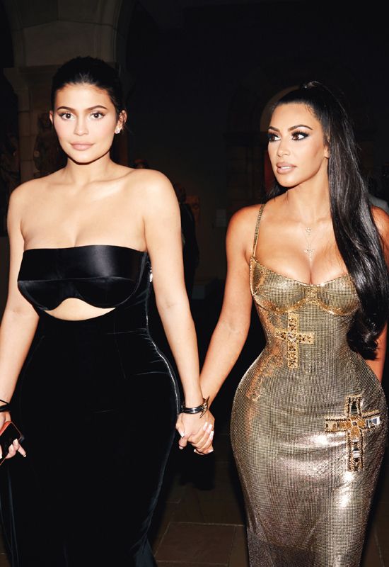 Kylie Jenner y Kim Kardashian